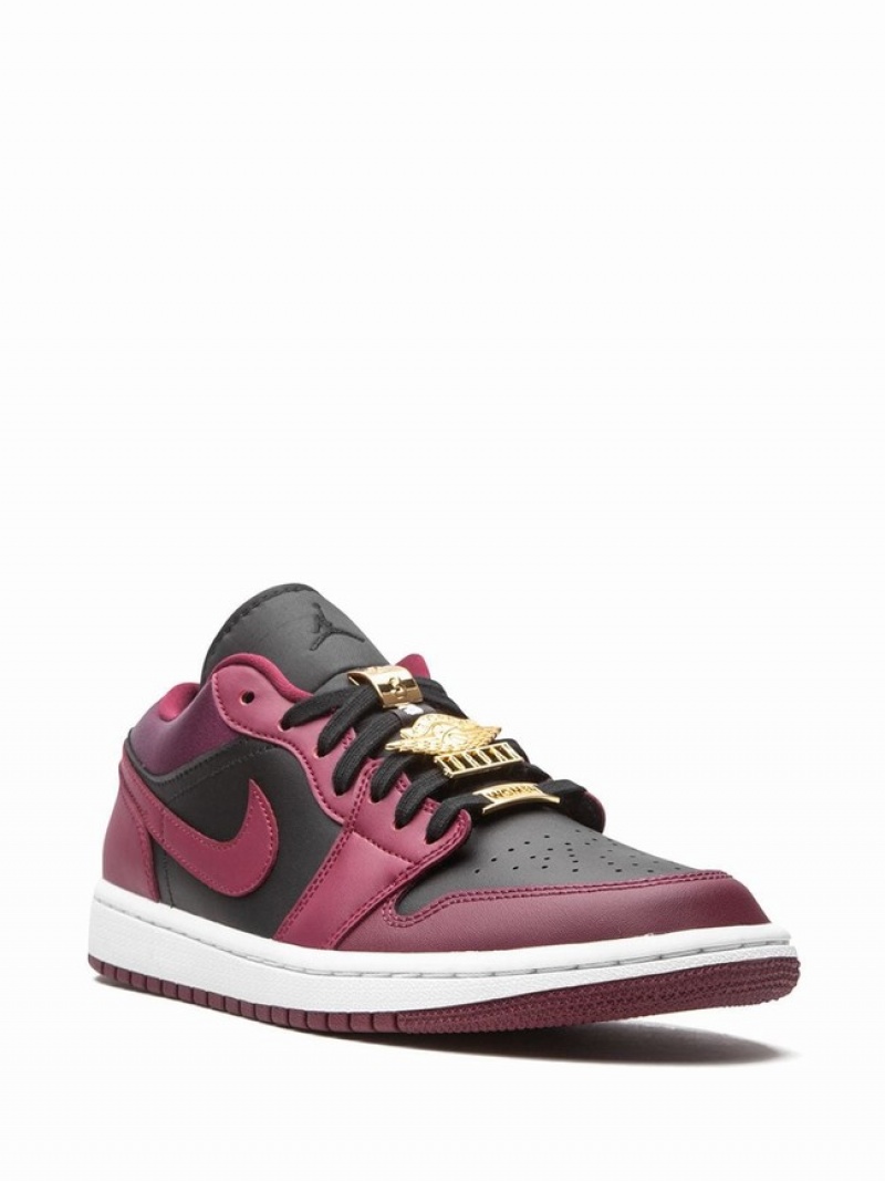 Red / Black Women's Nike Low SE Beetroot Air Jordan 1 | QBLEXS-271